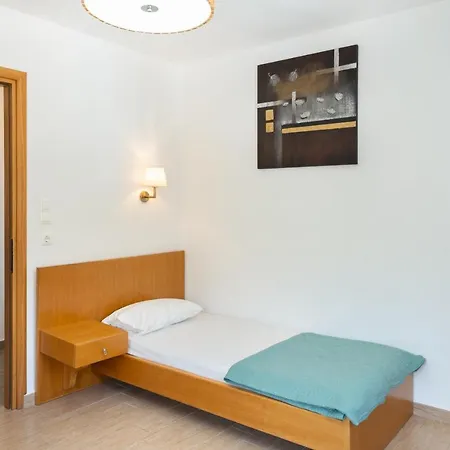 Calliope Maille Family House *