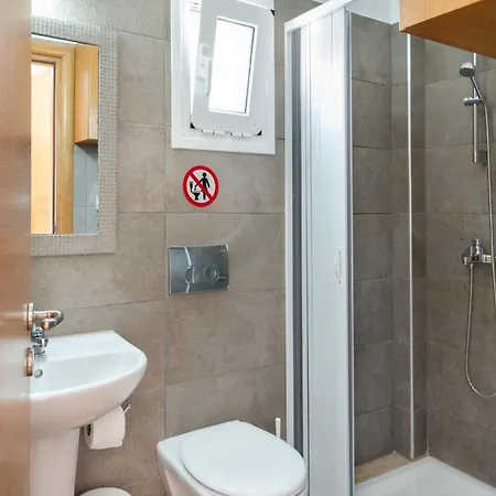 Calliope Maille Family House Apartamento *