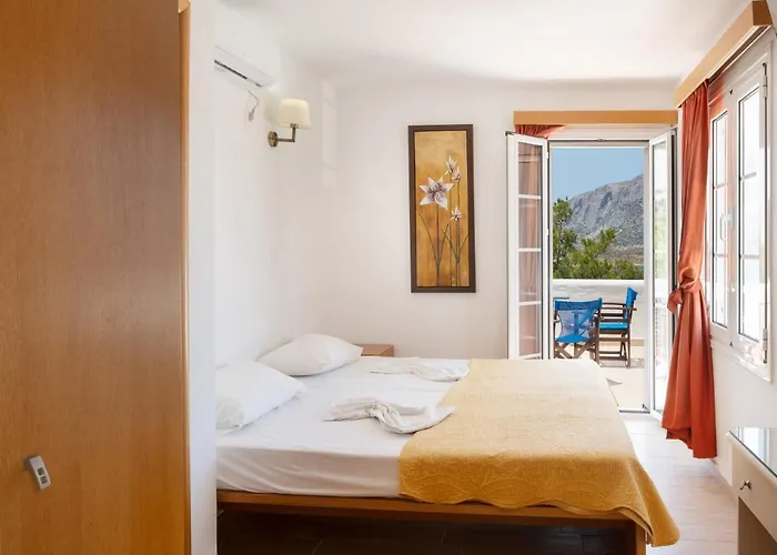 Calliope Maille Family House شقة