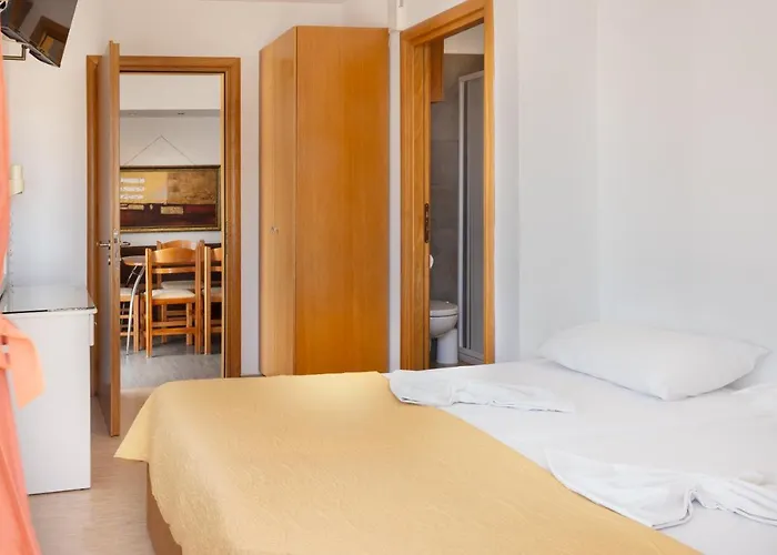 Calliope Maille Family House * Myrties