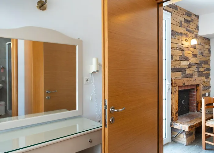 Calliope Maille Family House * Myrties